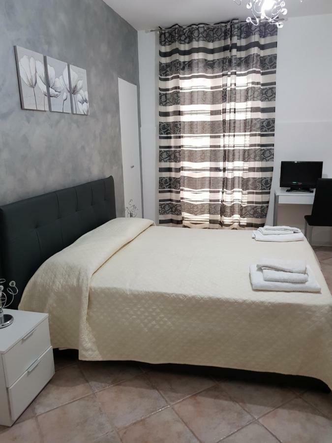 B&B Dimora Del Centro Скалеа Екстер'єр фото