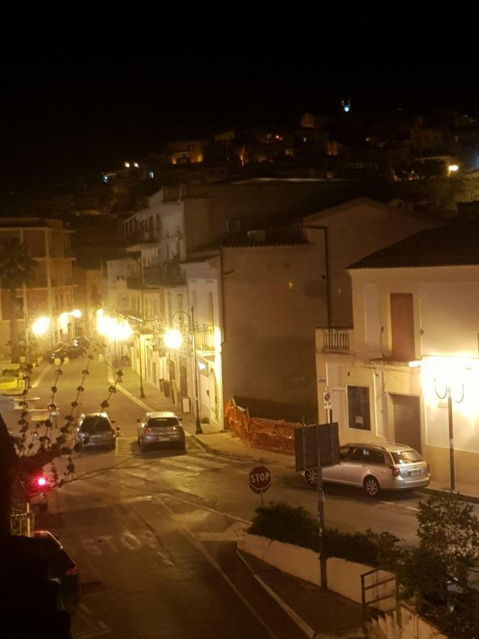 B&B Dimora Del Centro Скалеа Екстер'єр фото
